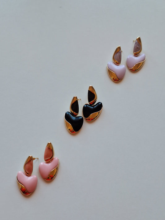 Vintage Earrings: The signature accessory for a chic, bold & colorful style