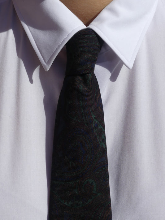 The grand return of vintage ties: How to rock this iconic accessory with style