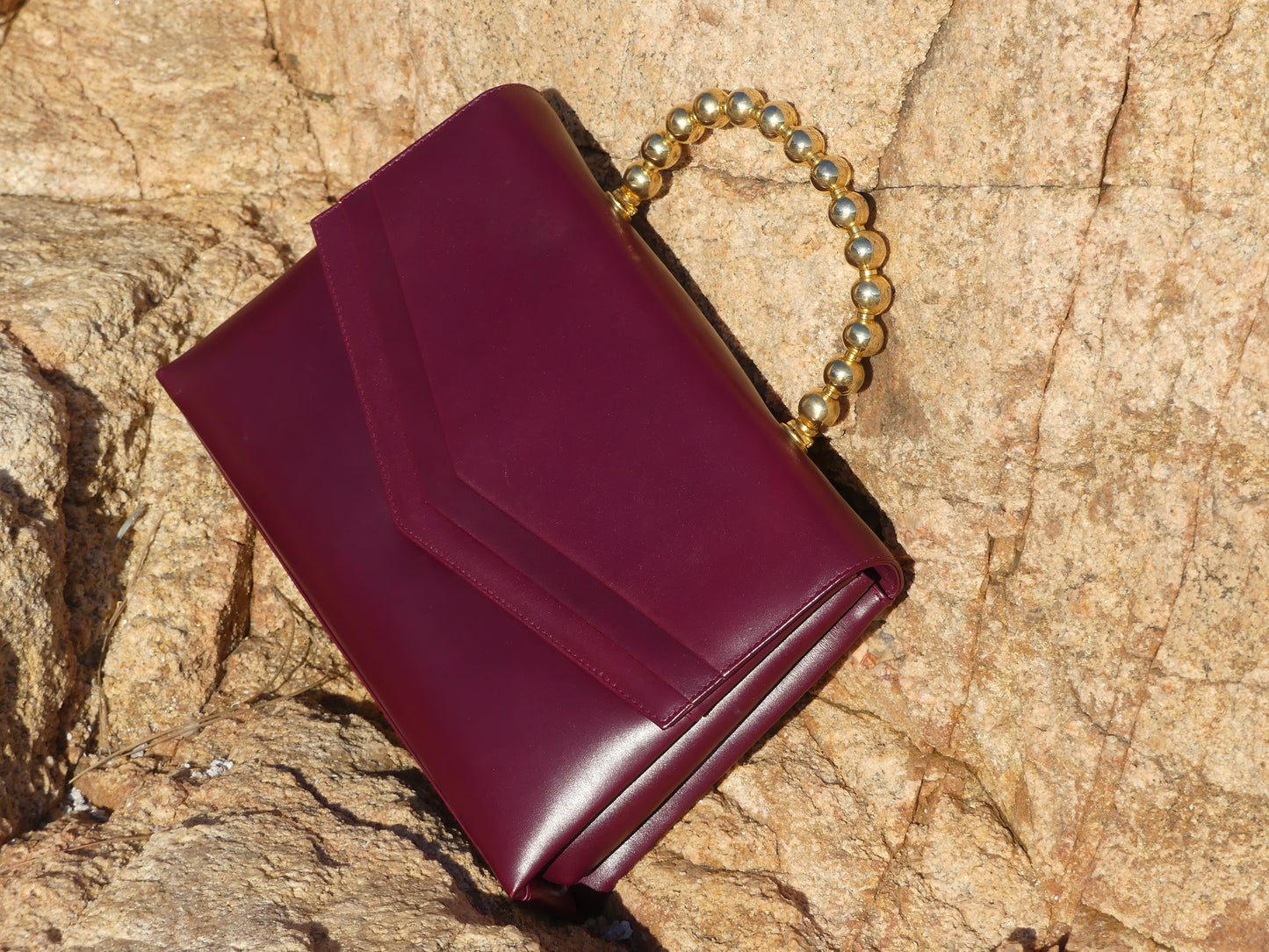 BORDEAUX HANDBAG - La Vague Vintage Shop