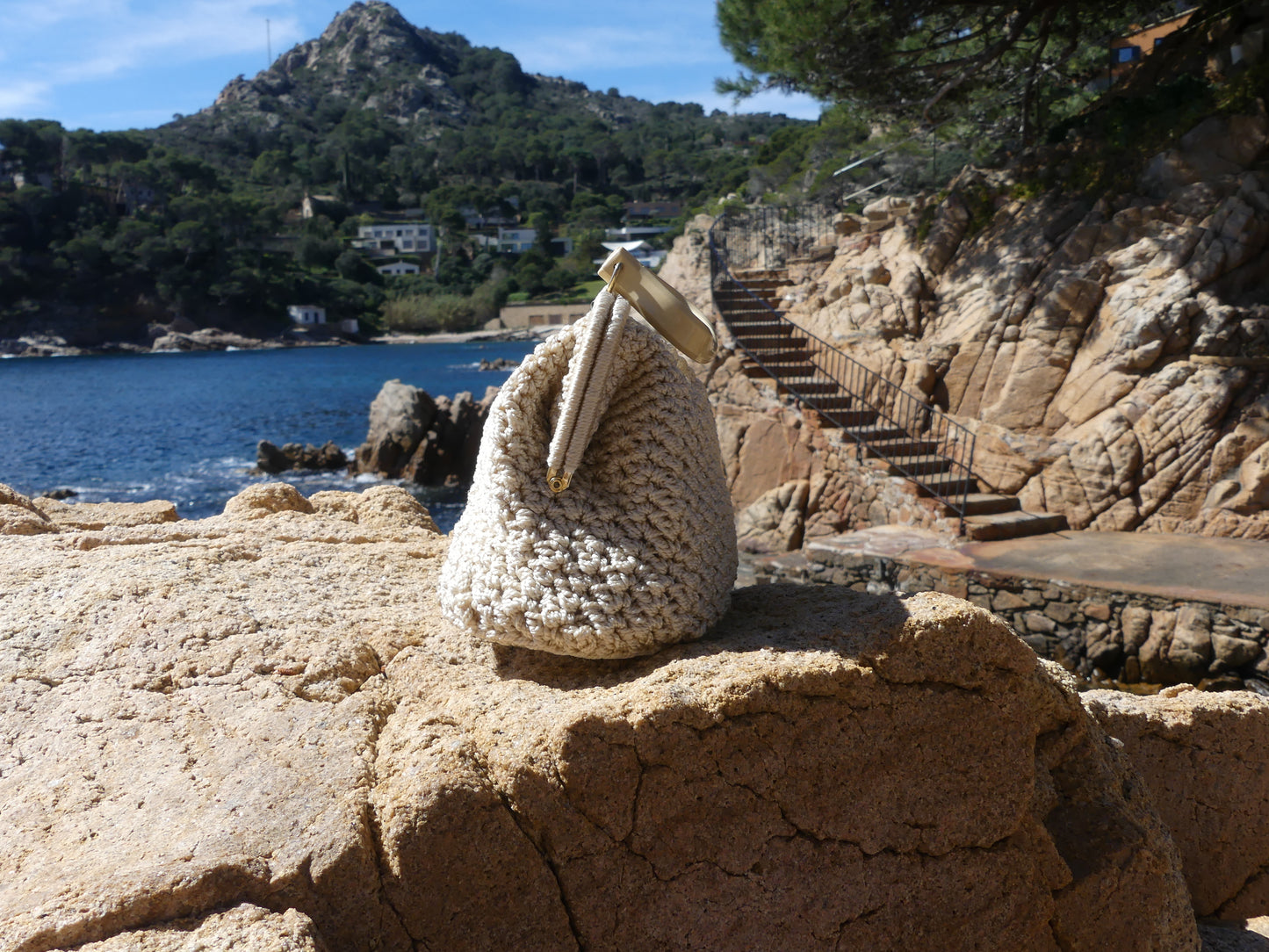 CROCHET VINTAGE HANDBAG - La Vague Vintage Shop
