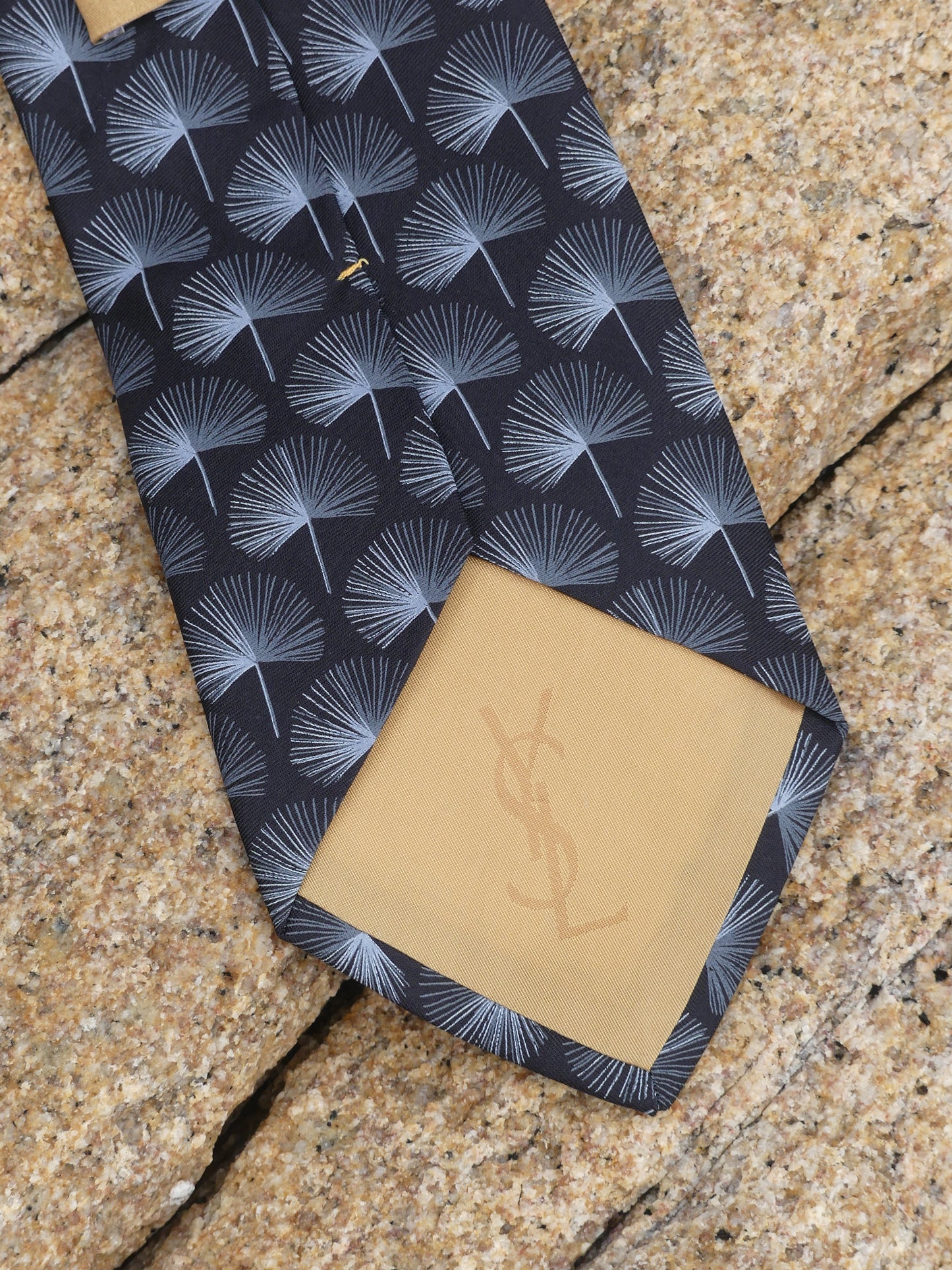 YVES SAINT LAURENT CRAVATE VINTAGE NOIR