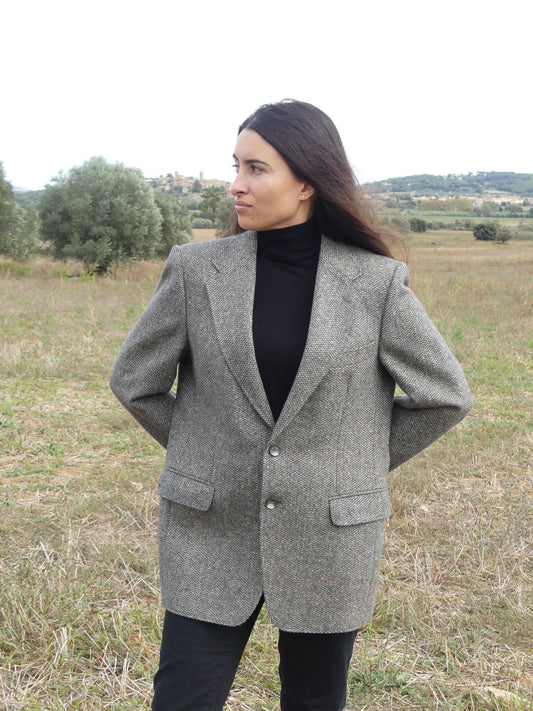 The Vintage Blazer: The Timeless Icon Dominating Fashion Weeks