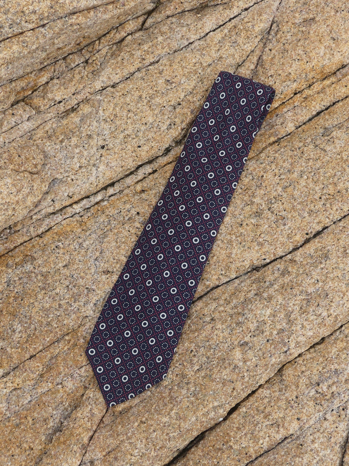 YVES SAINT LAURENT VINTAGE TIE NAVY BLUE