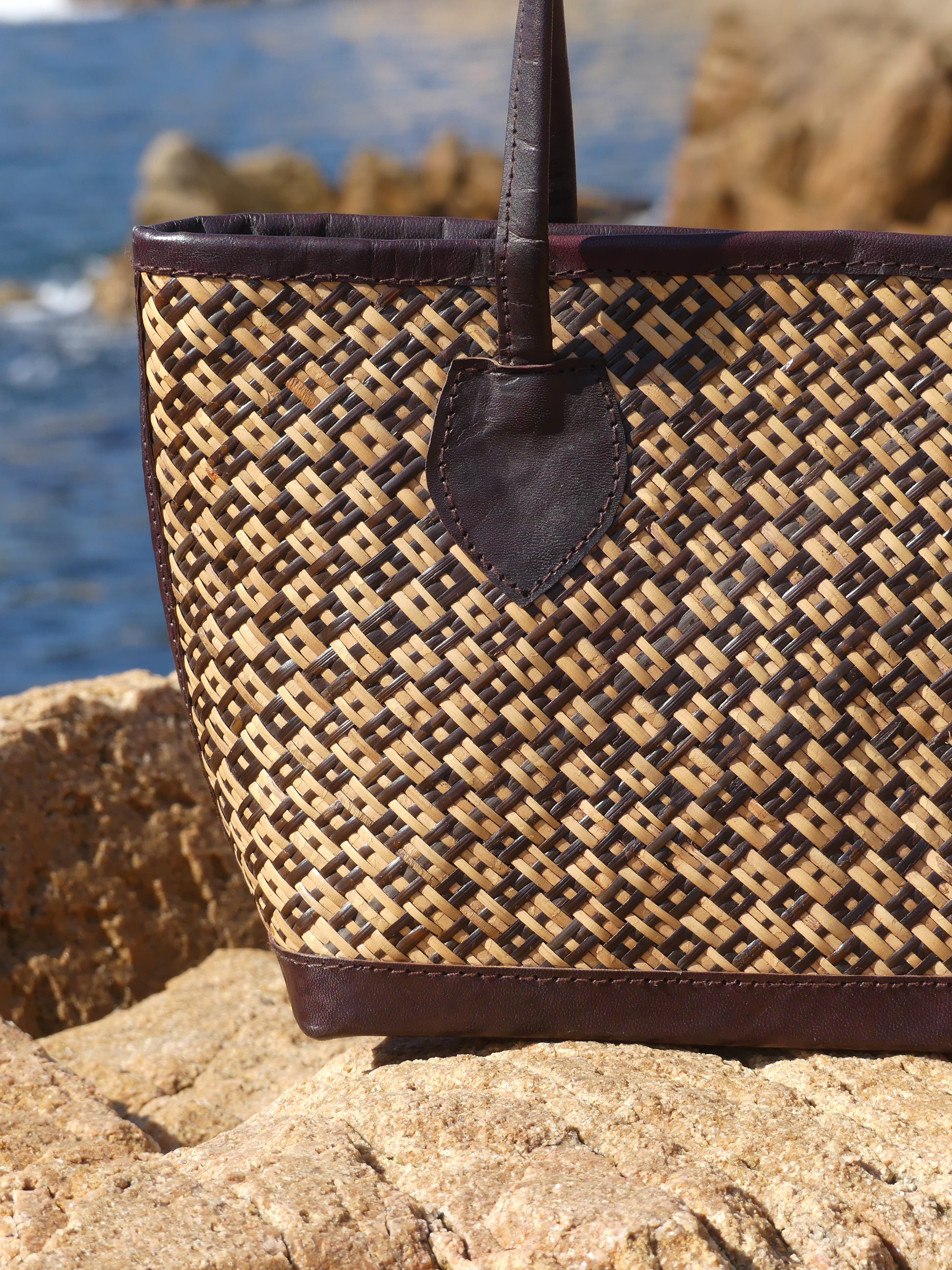 raffia tote bag, spring summer handbag, natural raffia bag, leather trim tote, boho chic bag, timeless bag, handmade bag, Cabas Java, La Vague Vintage
